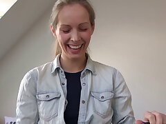 German Scout - Skinny Teen Kinuski Sprechen Sie mit Orgasmus Ficken. Deutsch Scout-Skinny Teen Kinuski Sprechen zum Orgasmus Ficken