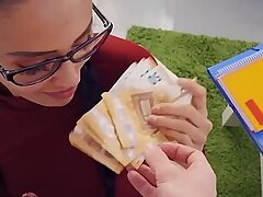 Mofos - Smoking Hot Chick Andreina DeLuxe Lets Jordi Study Her Tits & Ass In Exchange For Some Cash