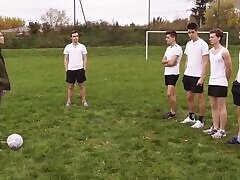 Les Faucons Episode 2 - Französisch