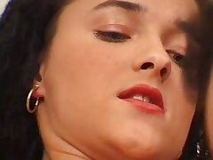 HOT HIRL n159 französisch brunette anal in einem Hotelzimmer