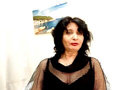 Europäische GILF Nicolette 1.5