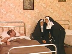 Diese zwei Nonnen sind die harten Schwanz gefallen.