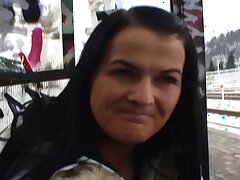 Öffentliche Pickup und Geschlecht im Winter nachmittags