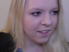 Blonde Luna Mit Fetten Titten Und Tattoos