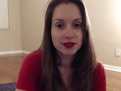 Webcam Mädchen Twerks und spielt mit Dildo beim Gespräch schmutzig